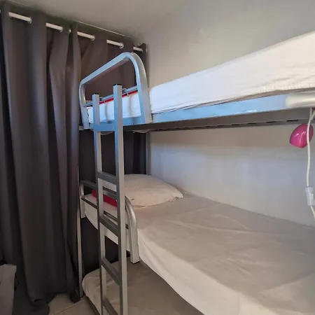 2 Pieces Climatise Centre Avec Parking Et Balcon - Fr-1-780-70 Sainte-Maxime