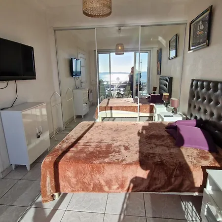 2 Pieces Climatise Centre Avec Parking Et Balcon - Fr-1-780-70 Apartment Sainte-Maxime