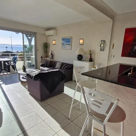 Apartment 2 Pieces Climatise Centre Avec Parking Et Balcon - Fr-1-780-70 *
