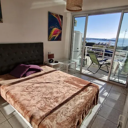 Apartment 2 Pieces Climatise Centre Avec Parking Et Balcon - Fr-1-780-70 Sainte-Maxime